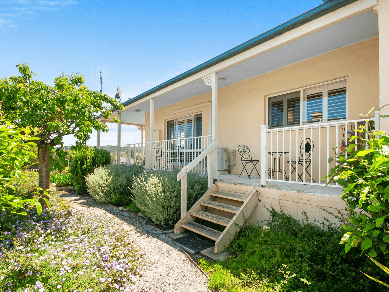 4 Besley Street, BRUTHEN, VIC 3885