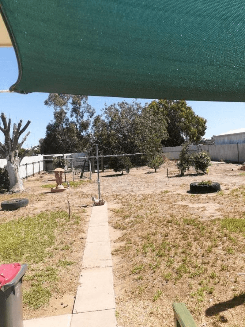 30 La Perouse Street, WAKOOL, NSW 2710