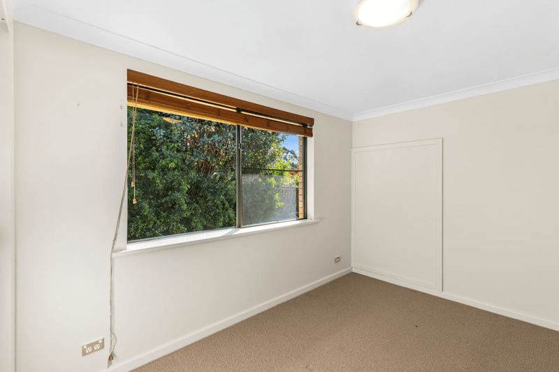 38 Parkes Drive, KORORA, NSW 2450