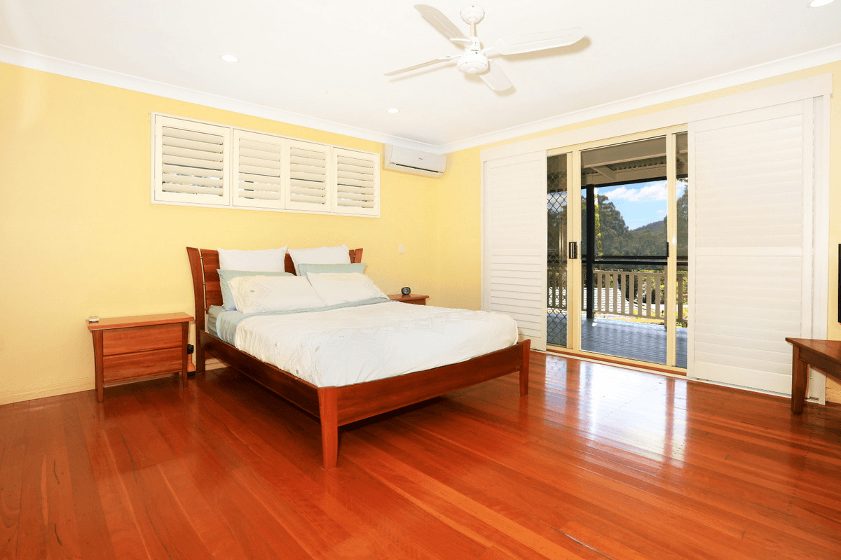 3 Lords Avenue, MOUNT NATHAN, QLD 4211