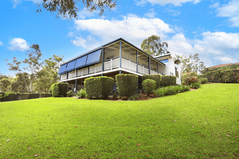 3 Lords Avenue, MOUNT NATHAN, QLD 4211
