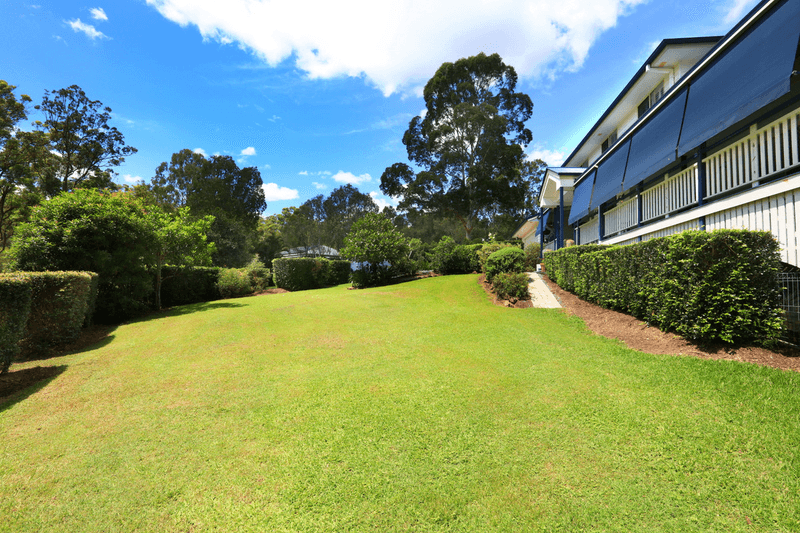 3 Lords Avenue, MOUNT NATHAN, QLD 4211
