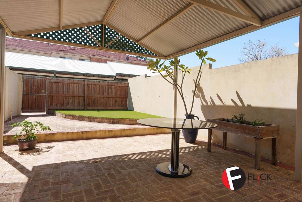 6/1 Piccadilly Circle, Joondalup, WA 6027