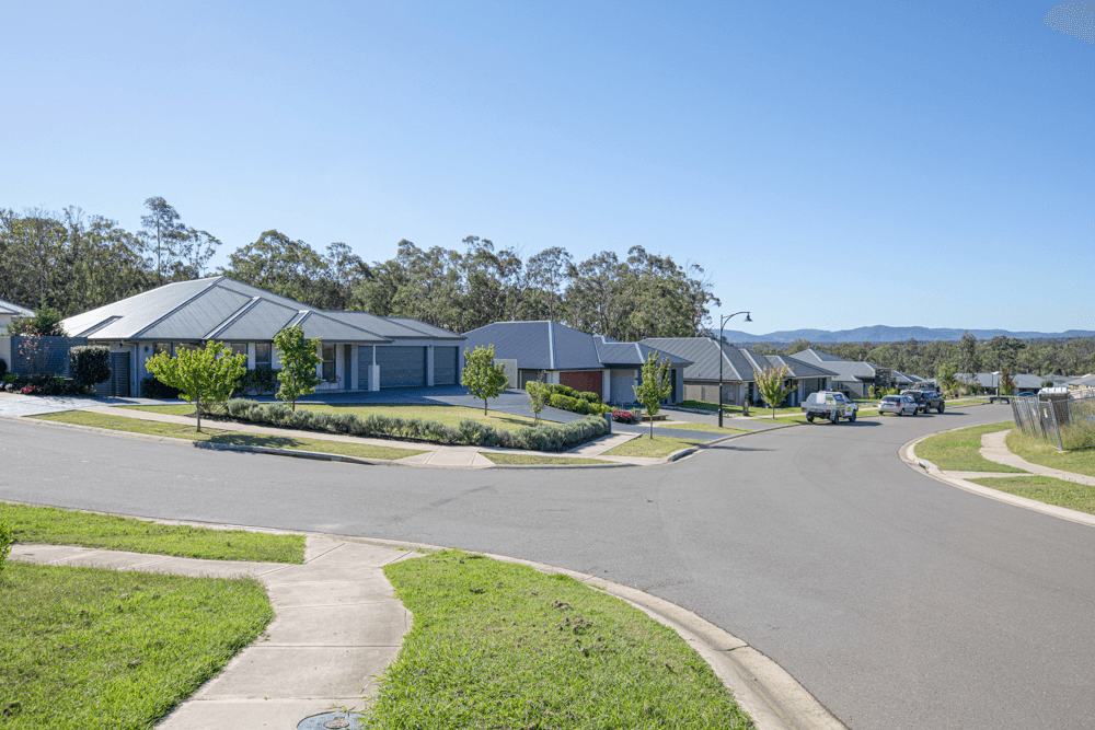 16 Rampling Avenue, NORTH ROTHBURY, NSW 2335