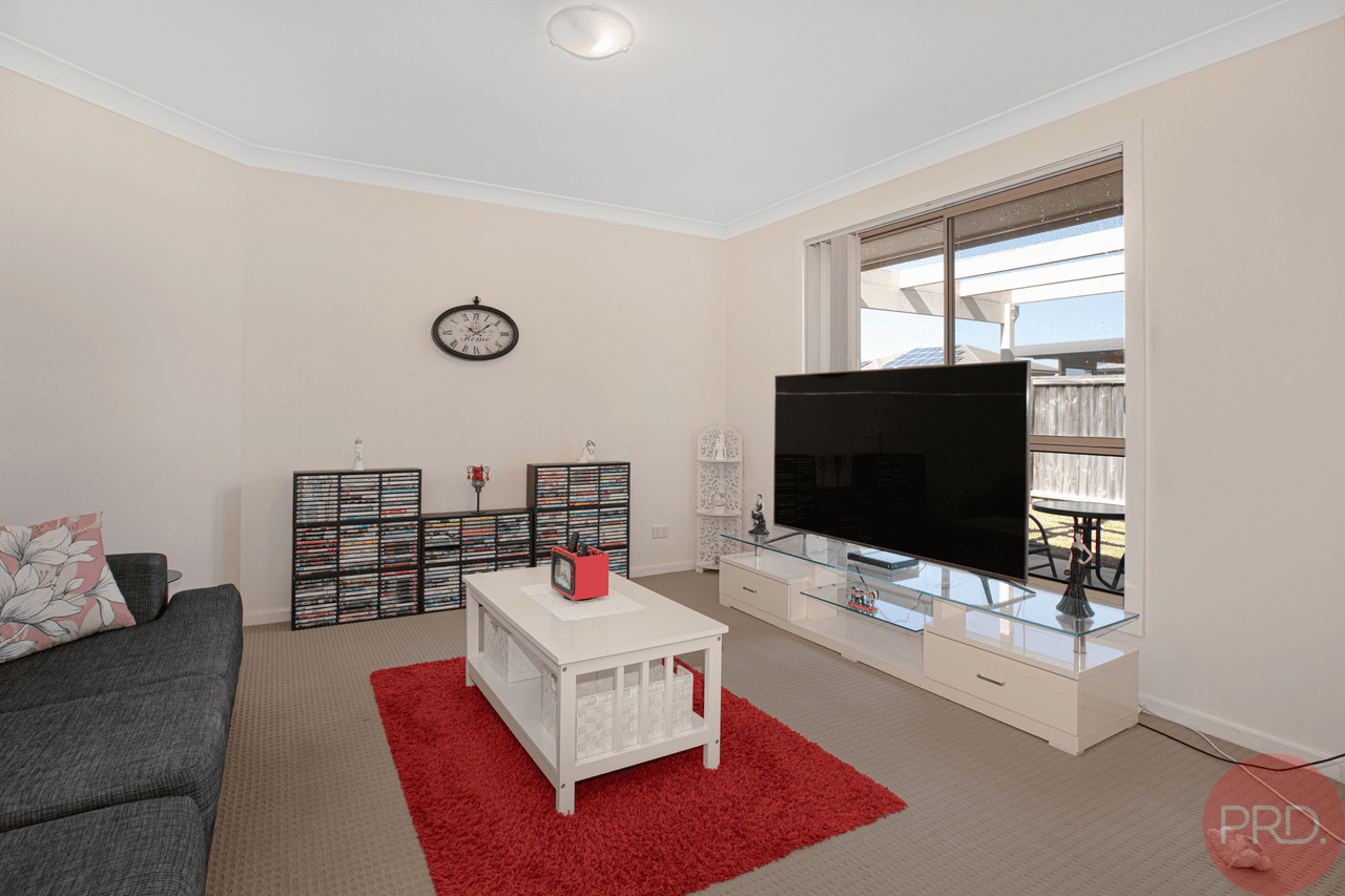 18 Crestview Street, GILLIESTON HEIGHTS, NSW 2321