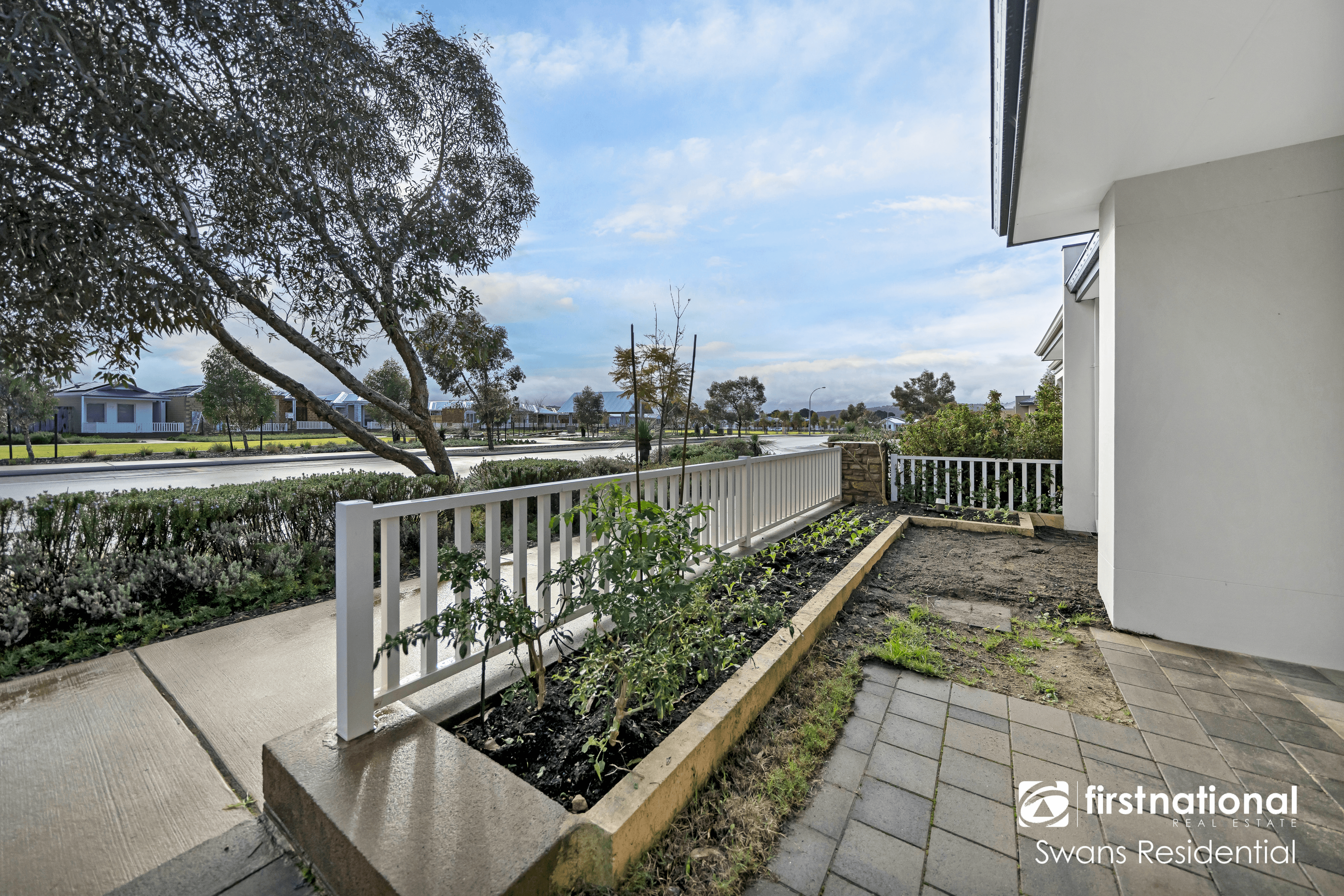 175 Dalmilling Drive, ELLENBROOK, WA 6069