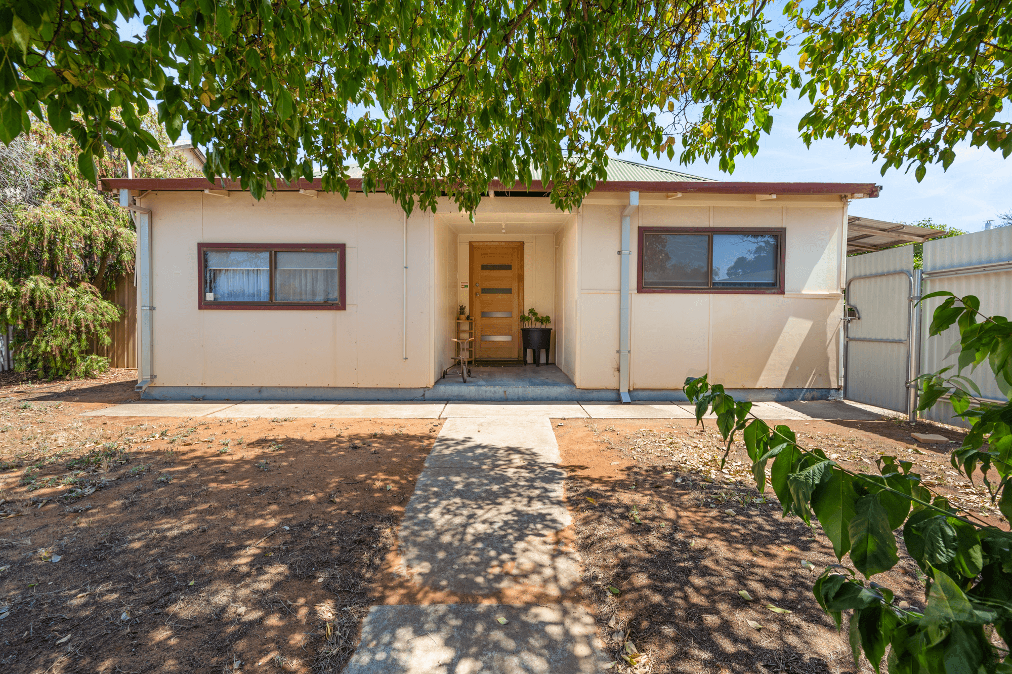 36 Rhodes Street, SOUTH KALGOORLIE, WA 6430