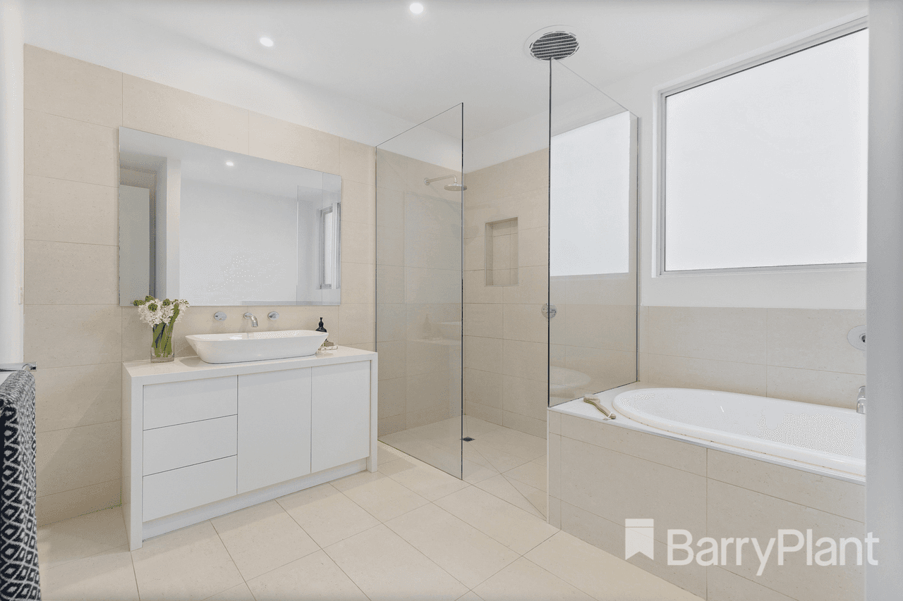 21C Russell Street, Newington, VIC 3350