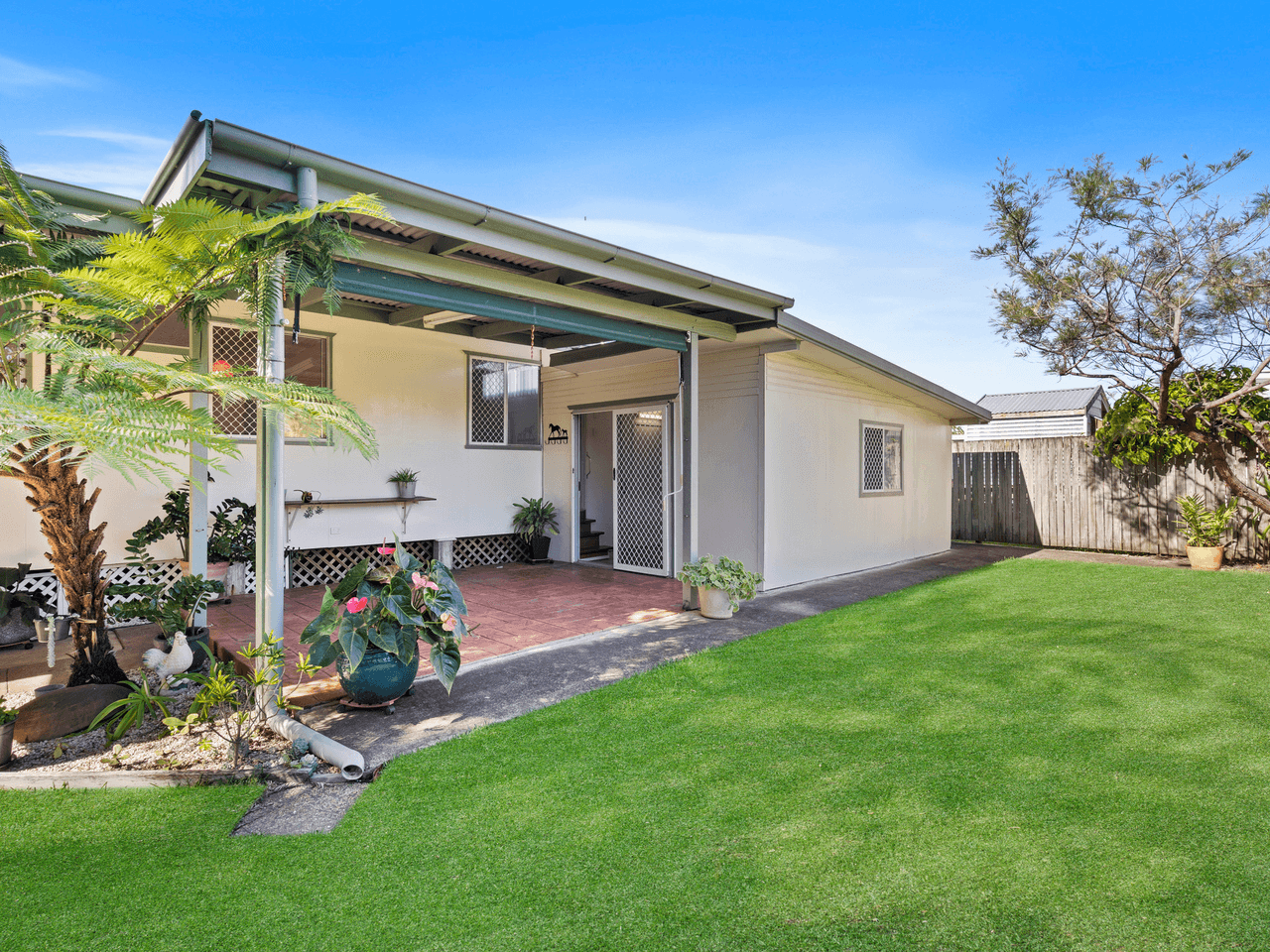 45 Thomas Street, WYNNUM, QLD 4178