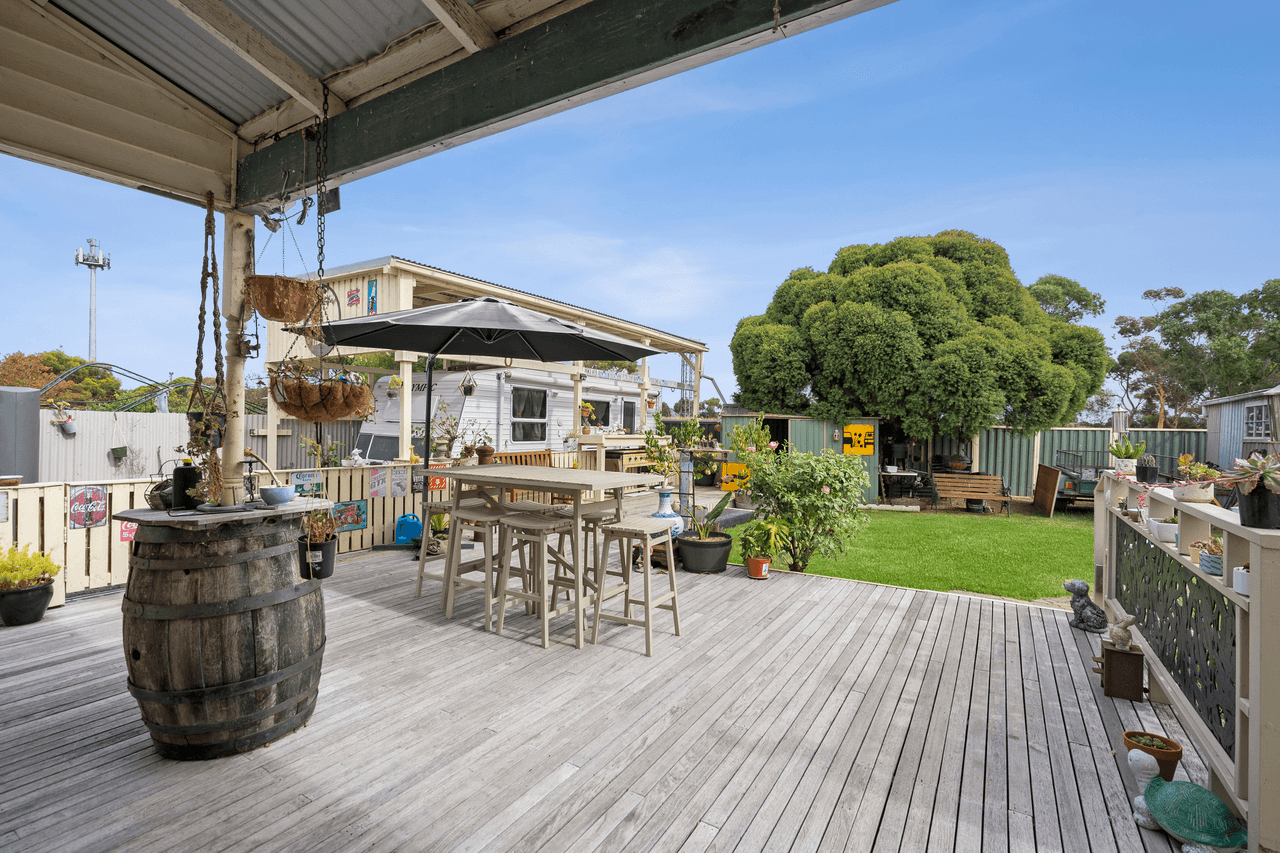 53 River Street, LITTLE RIVER, VIC 3211