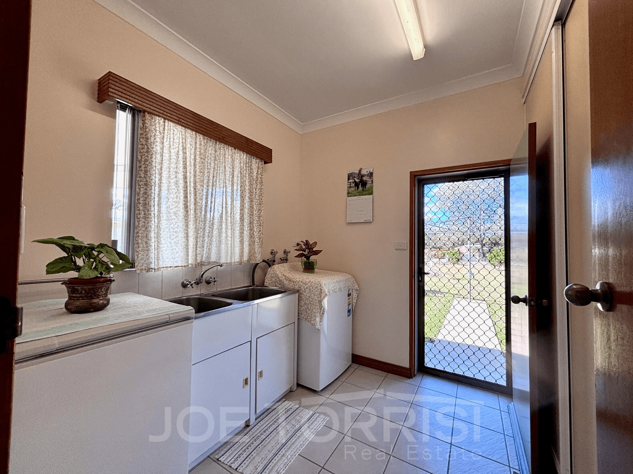 9 Tivoli Close, Mareeba, QLD 4880