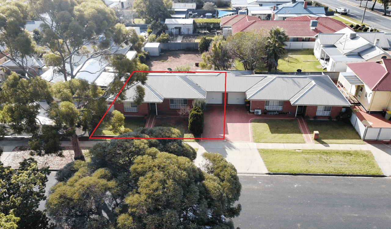 4 Connell Street, SWAN HILL, VIC 3585