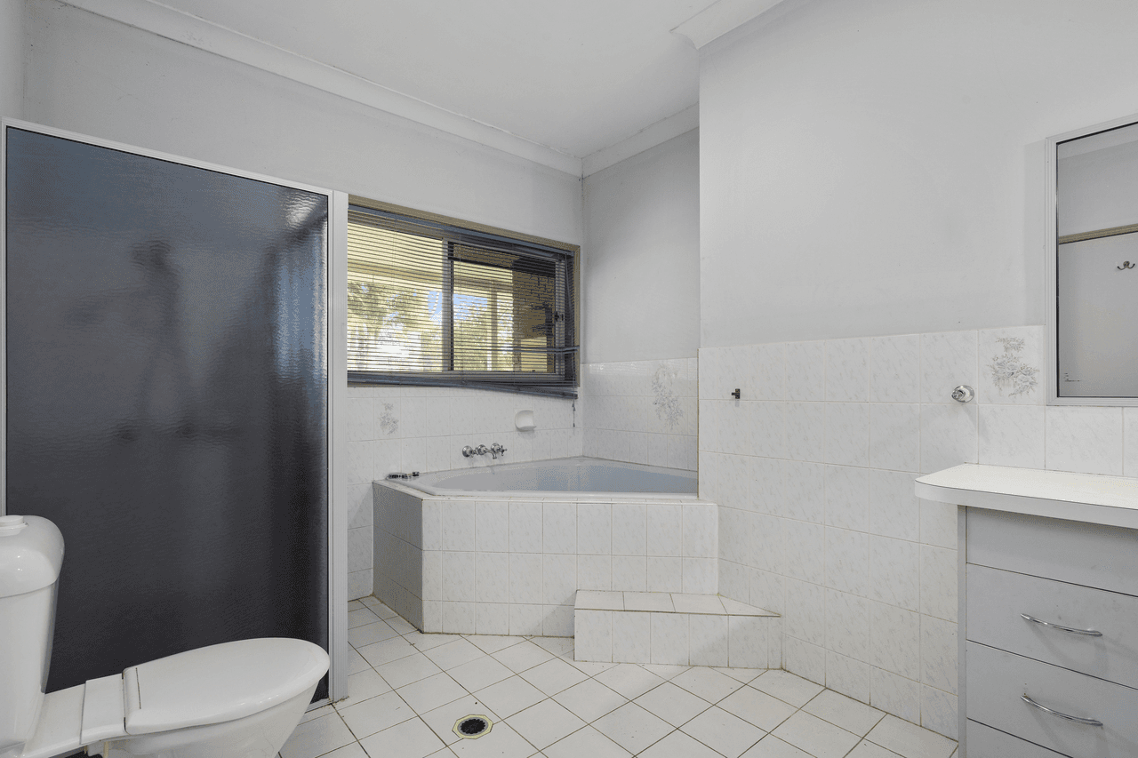 1-3 Bottlebrush Court, CABOOLTURE, QLD 4510