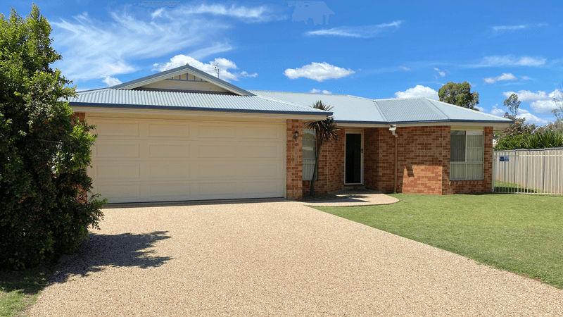 18 Cass Court, OAKEY, QLD 4401