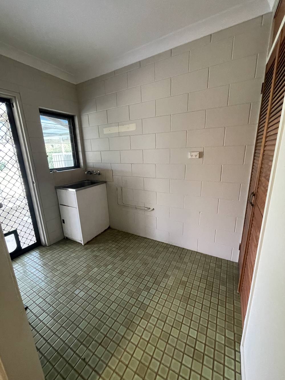 7 Sutcliffe Street, AYR, QLD 4807