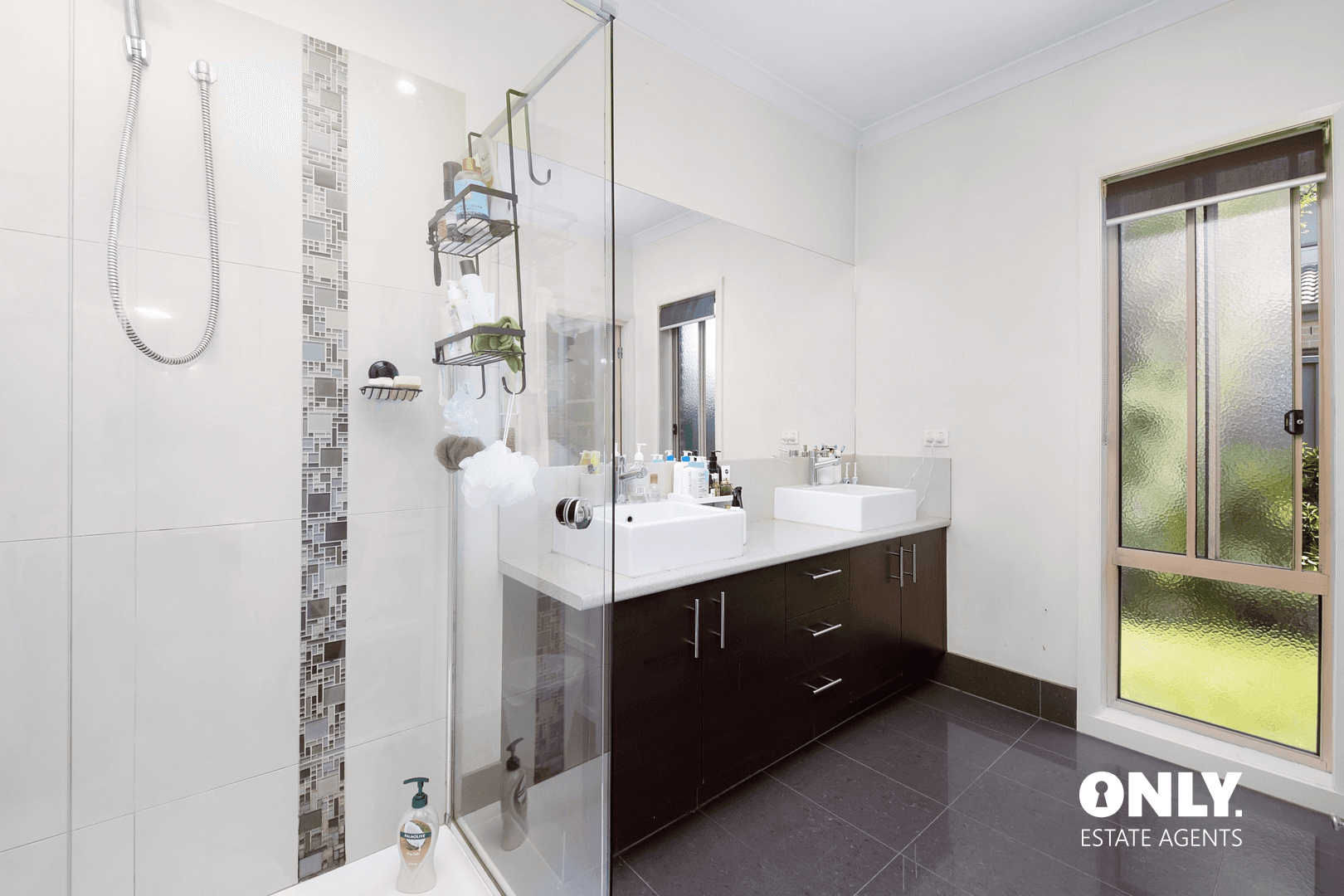 21 Northumbria Street, Cranbourne East, VIC 3977