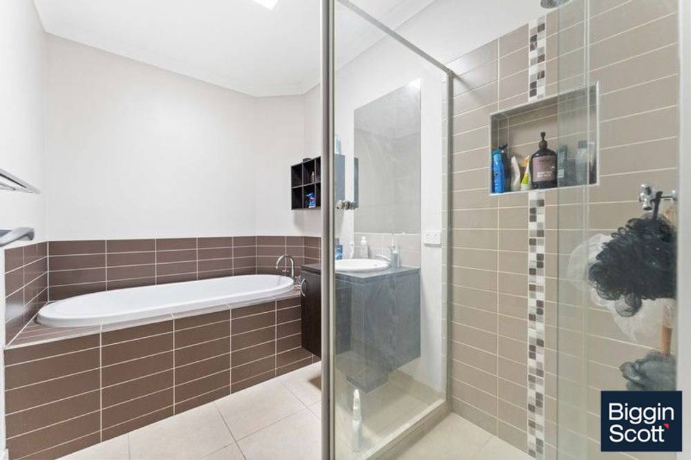 30 Ronald Road, TRUGANINA, VIC 3029