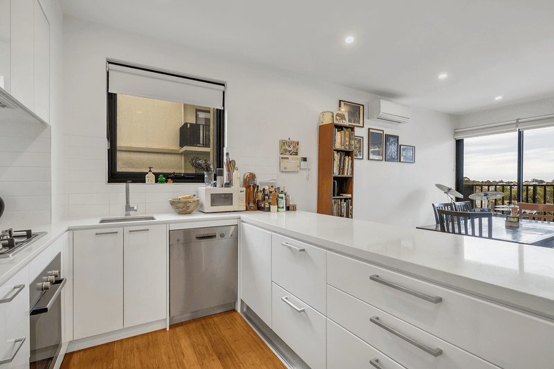 301/8 Olive York Way, BRUNSWICK WEST, VIC 3055