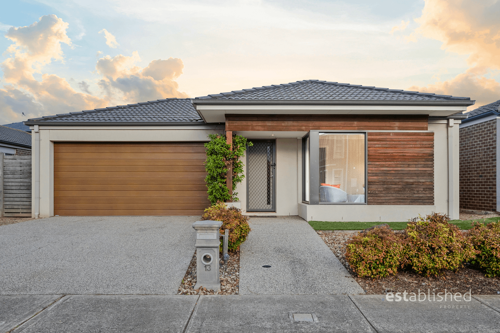 13 Windmill Way, POINT COOK, VIC 3030