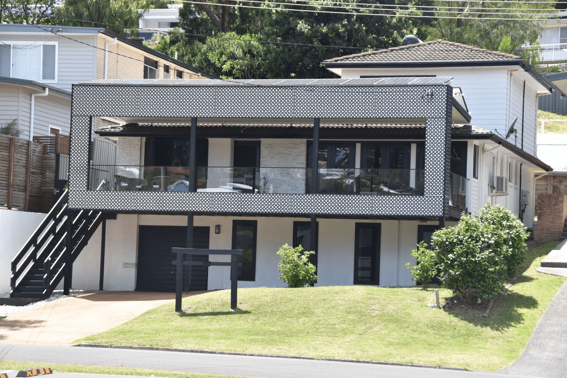 18 GIRRAWHEEN AVENUE, KIAMA, NSW 2533