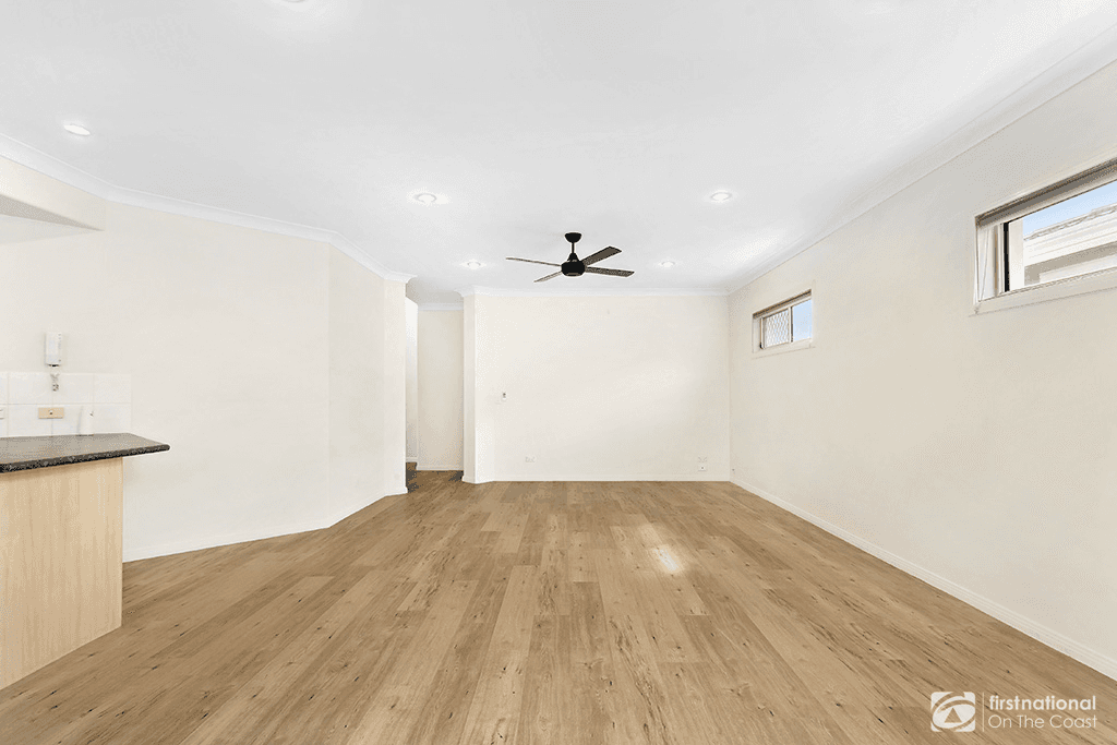 2/94 Sunshine Parade, MIAMI, QLD 4220