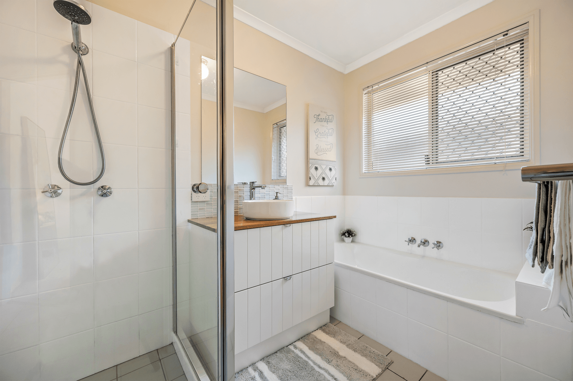 3 Mangrove Court, Rothwell, QLD 4022