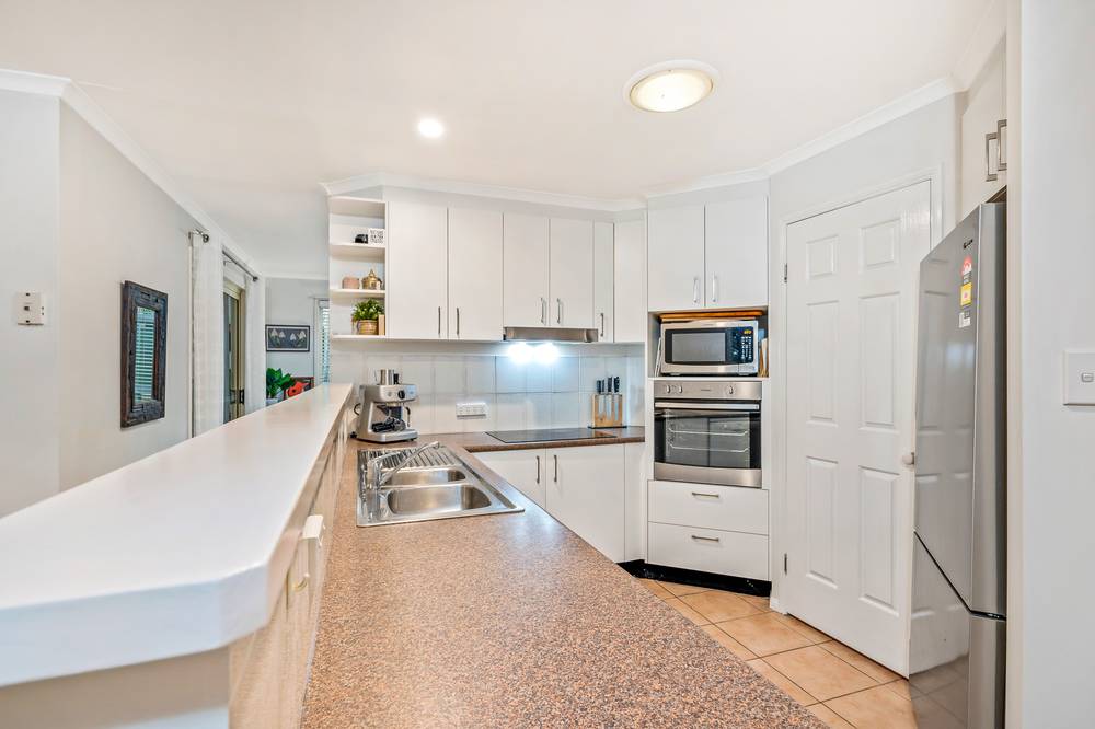3 Mangrove Court, Rothwell, QLD 4022