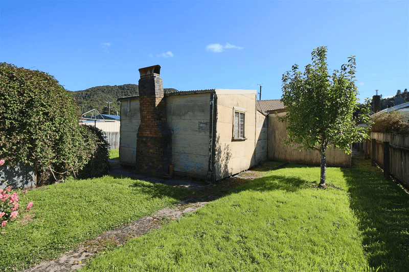 4 Hurst Street, Queenstown, TAS 7467