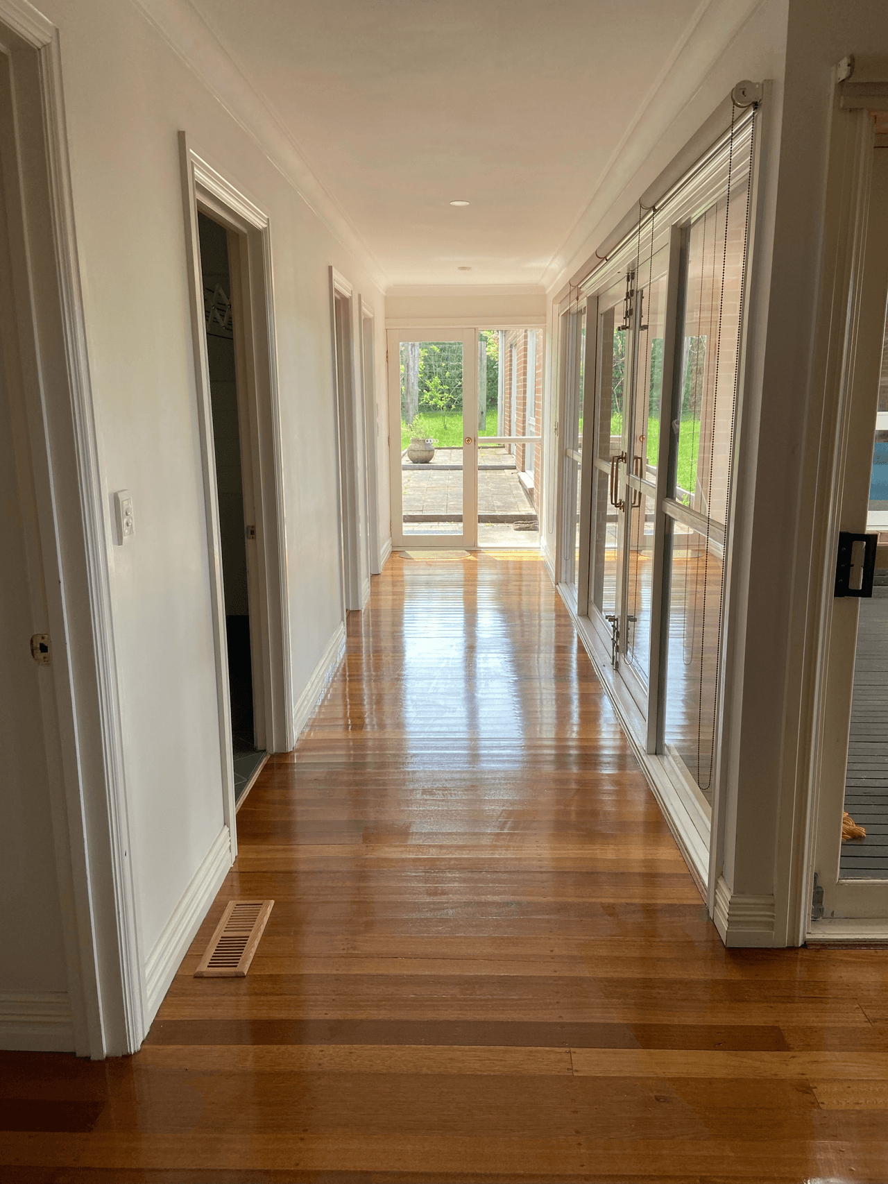 4 Lucern Close, ROMSEY, VIC 3434