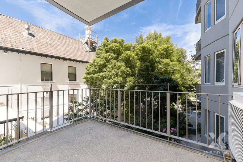 112/23 Queens Road, Melbourne, VIC 3004