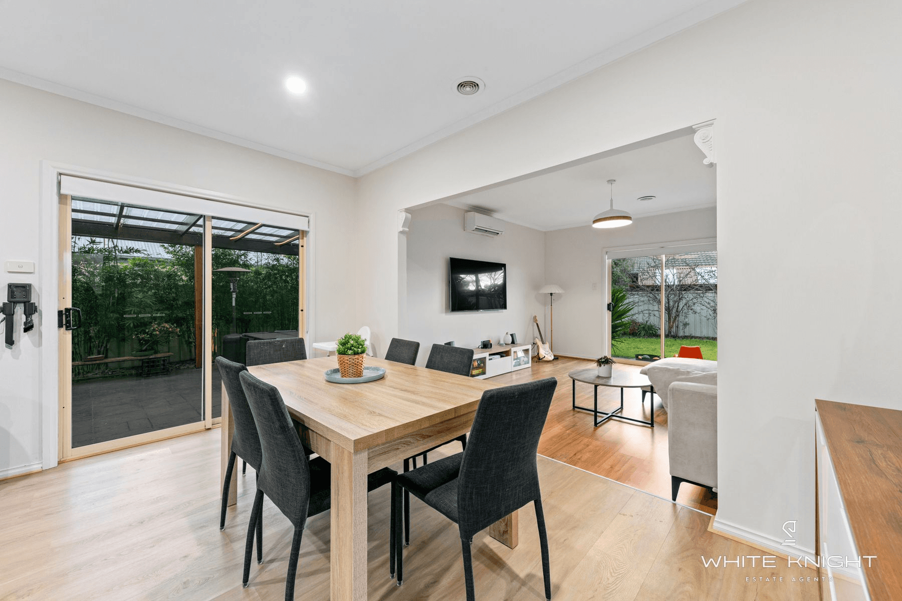 69 The Parkway, CAROLINE SPRINGS, VIC 3023