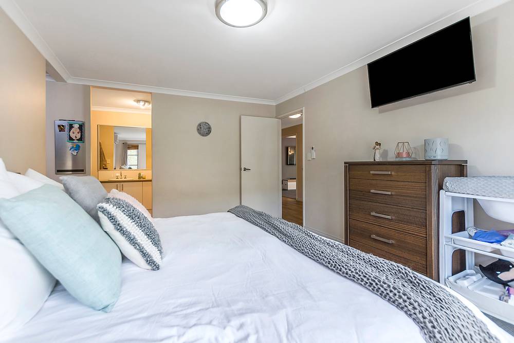 7 Golden Bay Drive, Golden Bay, WA 6174