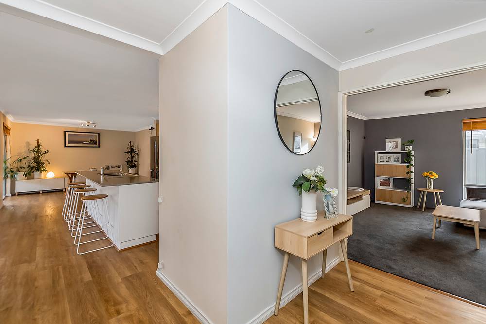 7 Golden Bay Drive, Golden Bay, WA 6174