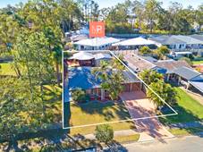 18 Cambridge Street, BORONIA HEIGHTS, QLD 4124