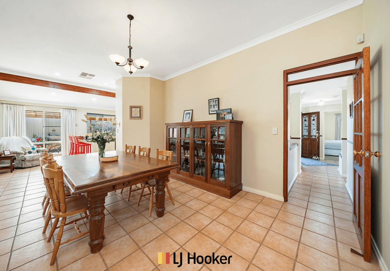 18 Oakland Hills Boulevard, CURRAMBINE, WA 6028