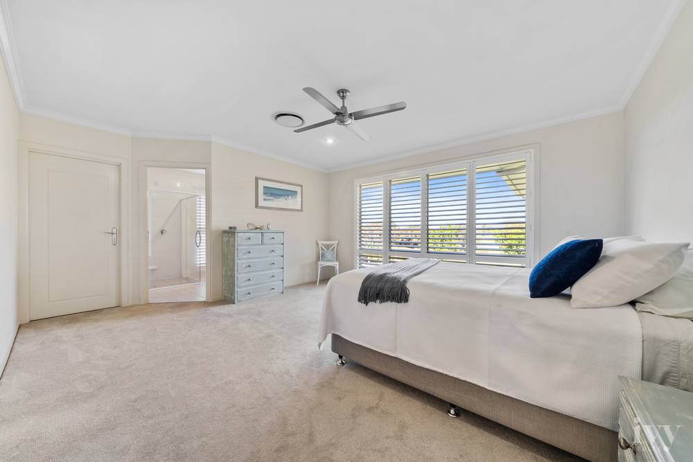 20 Doveton Crescent, Mount Warren Park, QLD 4207