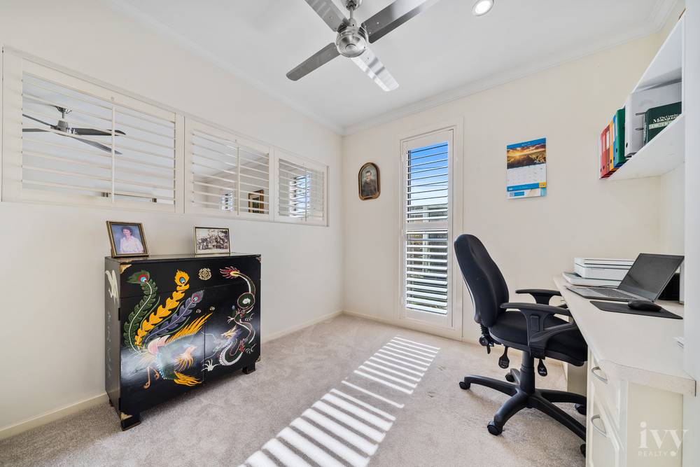 20 Doveton Crescent, Mount Warren Park, QLD 4207
