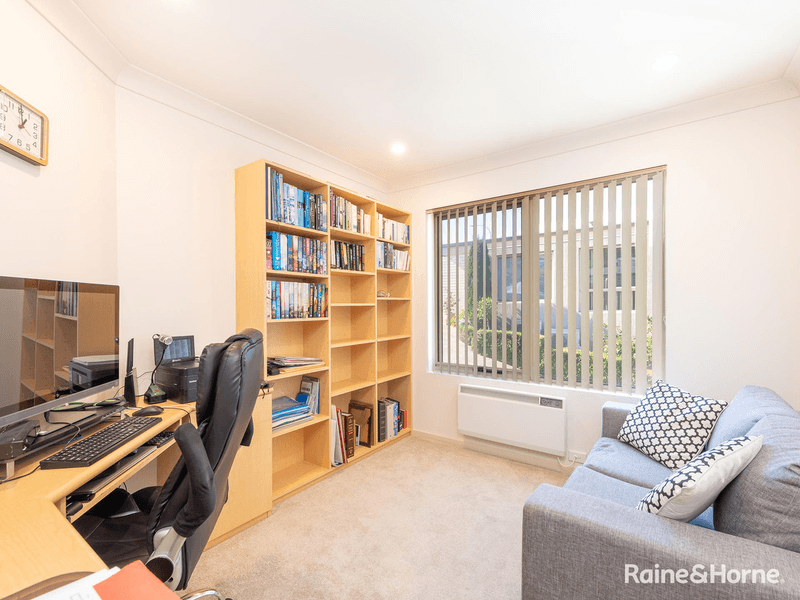 2/23 Hillside Drive, BLACKMANS BAY, TAS 7052