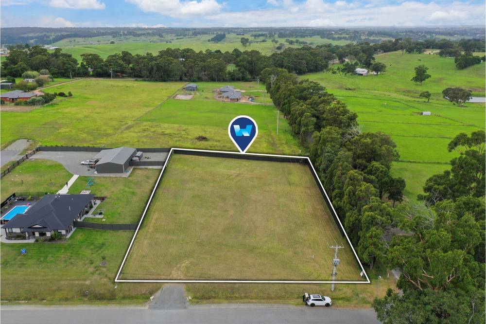 42 Hodges Estate Road, Ellaswood, VIC 3875