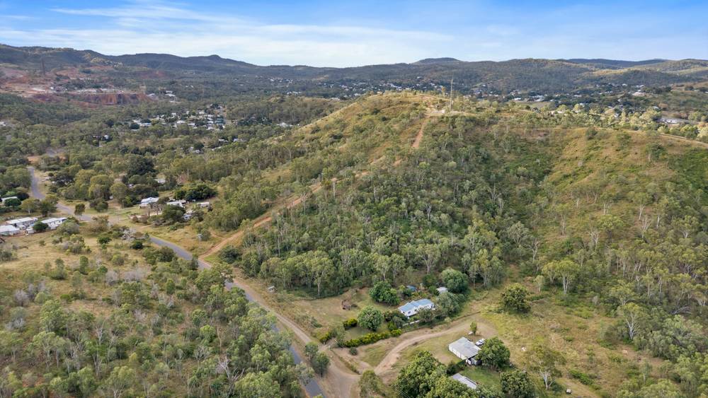 27 Racecourse Road, Mount Morgan, QLD 4714