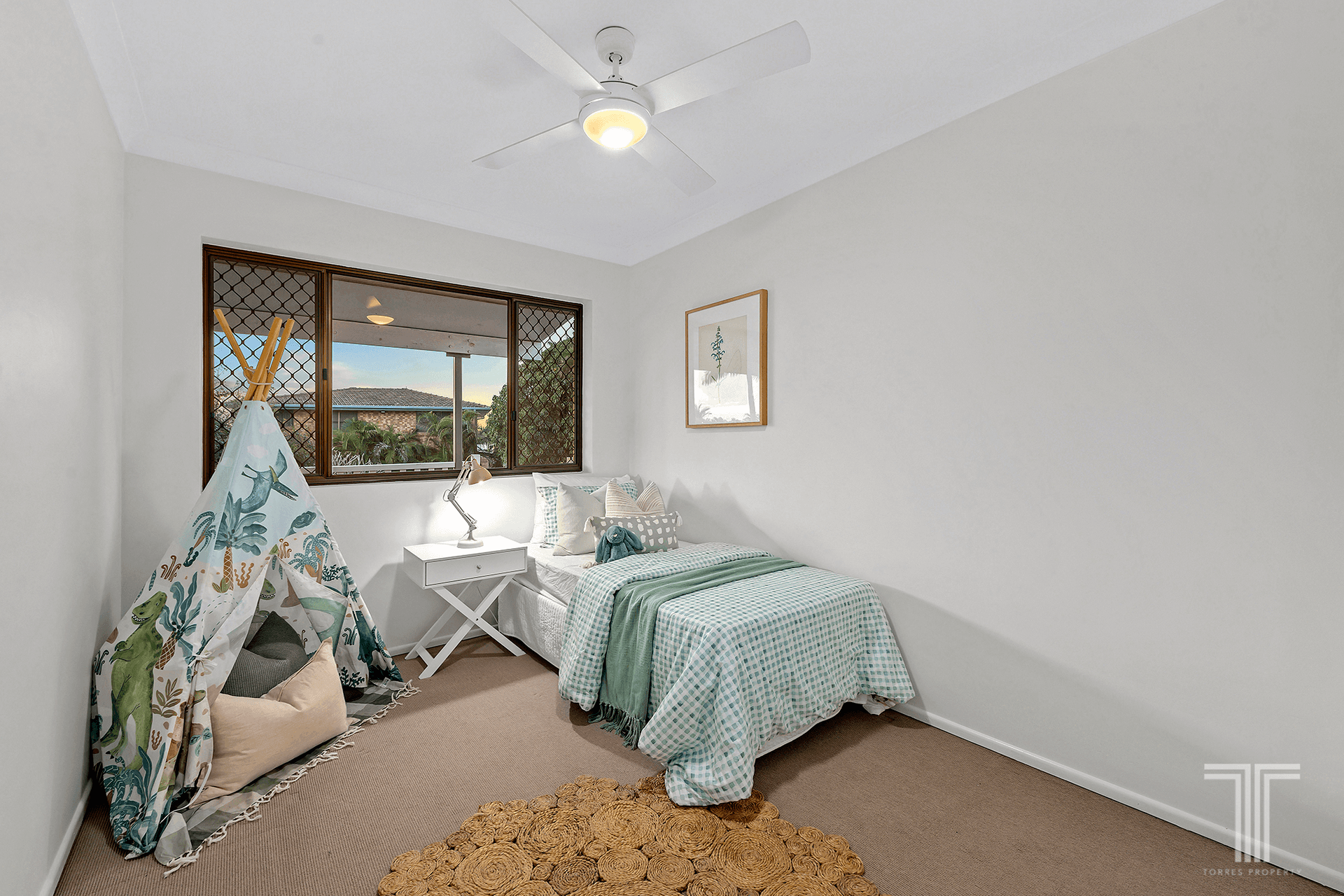 24 Cadogan Street, Carindale, QLD 4152