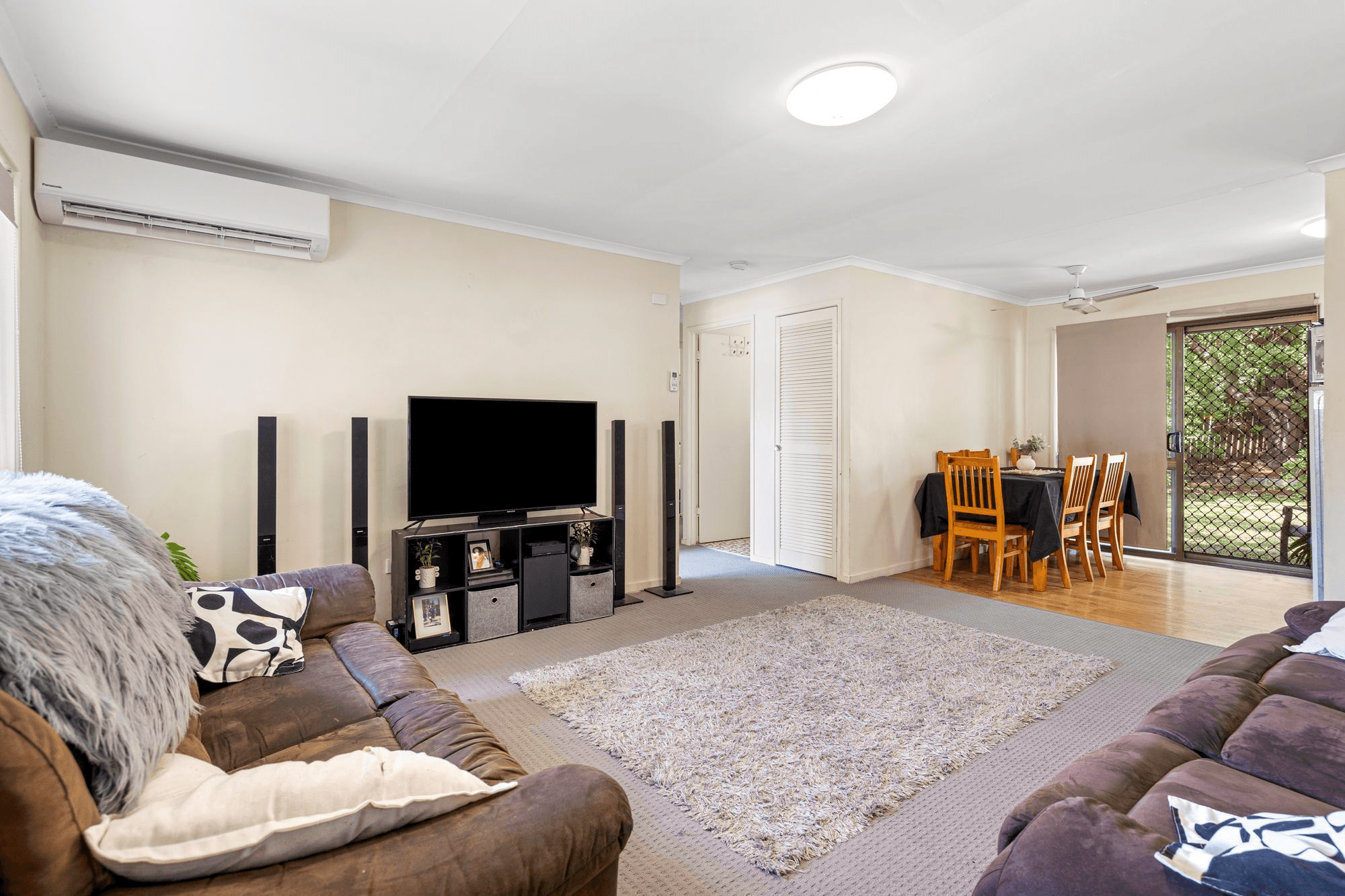 42 Forestglen Crescent, BROWNS PLAINS, QLD 4118