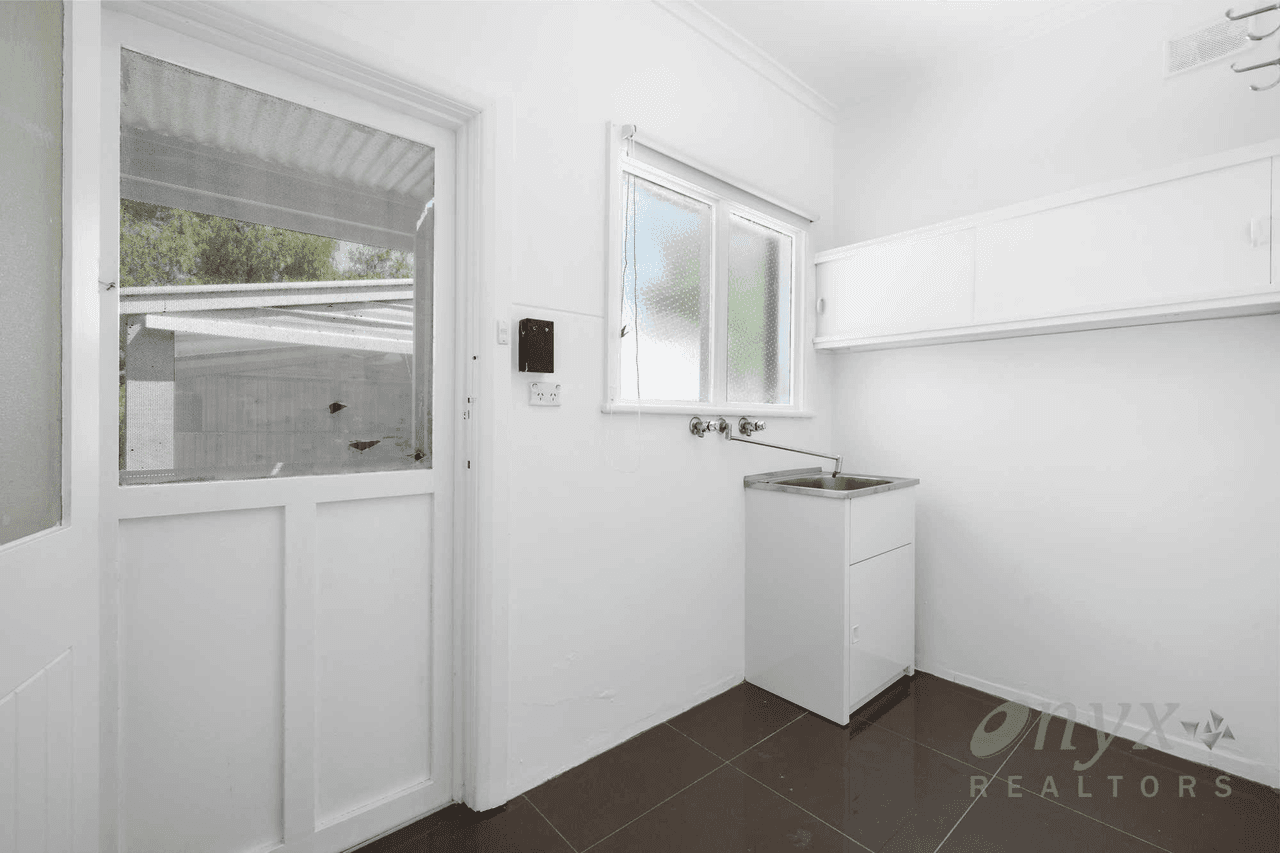 209 Main North Road, ELIZABETH GROVE, SA 5112