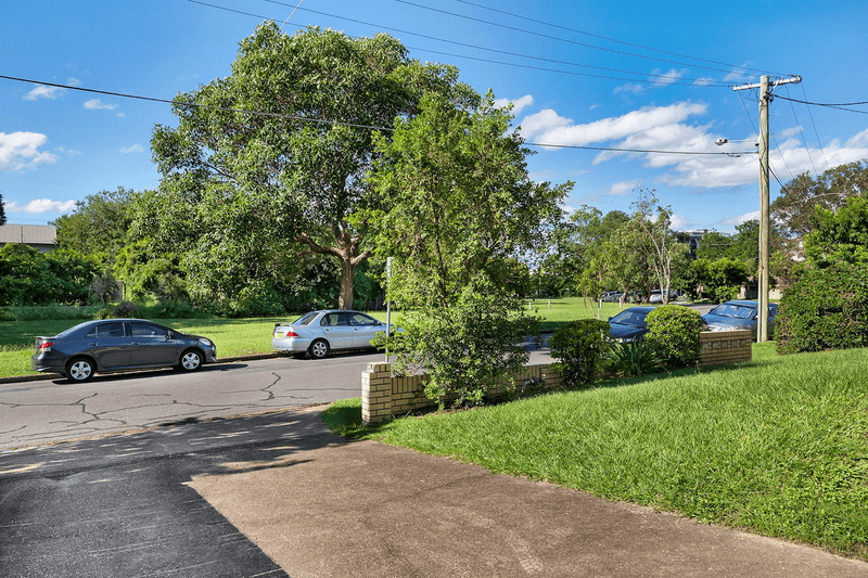 2/20 Sammells Drive, Chermside, QLD 4032