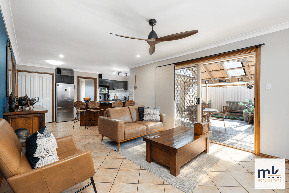 17 Moreton Bay Avenue, Spring Farm, NSW 2570