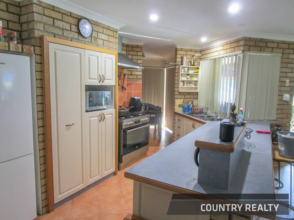 22 Wilson Street, Toodyay, WA 6566