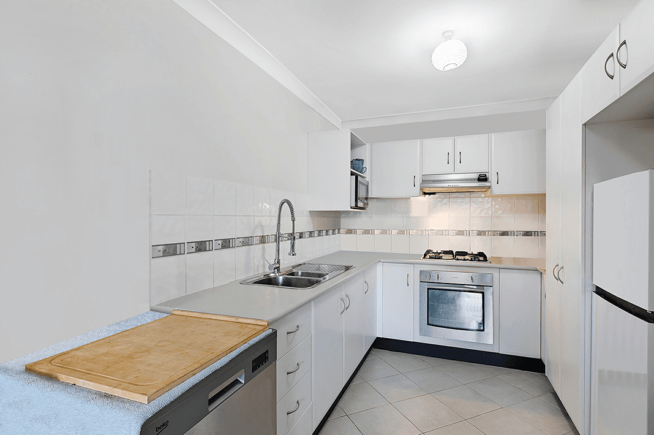 15a Emerald Place, BERKELEY VALE, NSW 2261