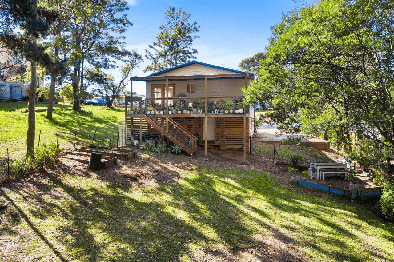 25 Goolara Avenue, DALMENY, NSW 2546