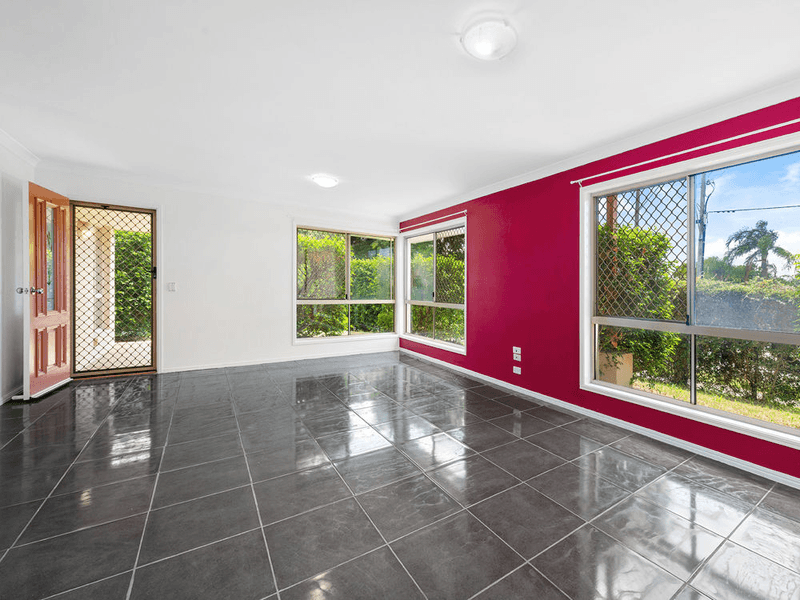 40a School Road, WYNNUM WEST, QLD 4178