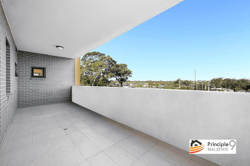 102/10 Hezlett Road, NORTH KELLYVILLE, NSW 2155